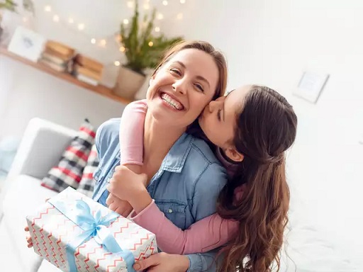 هدیه تولد برای مادر چی بخرم ؟